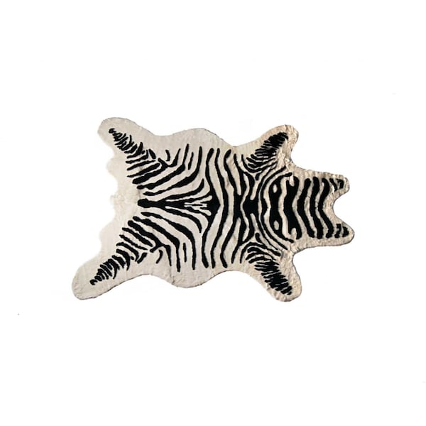 Homeroots 5.25 x 7.5 in. Cowhide Rug and Throw - Zebra Black White 317167 - main